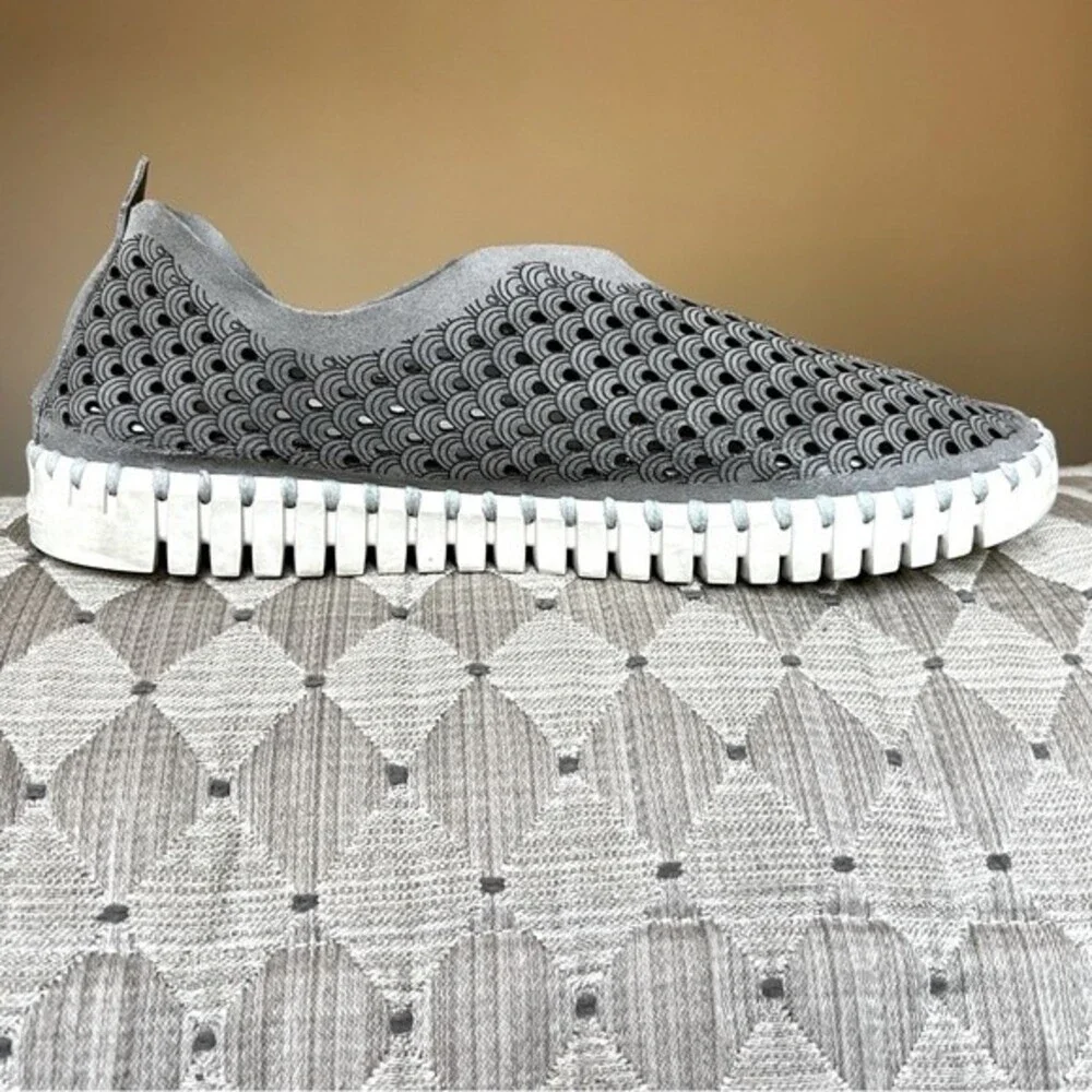 Ilse Jacobsen Gray Tulip Scalloped Slip On Shoes White Sole EU‎ 40 US 9.5 - 10